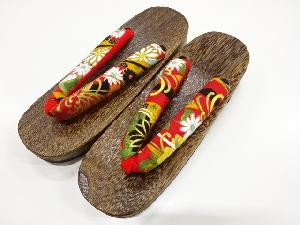 未使用品　花模様鼻緒　桐下駄(24センチ)